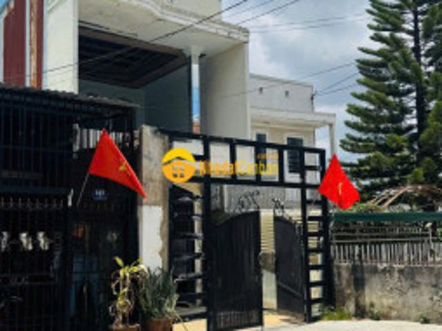 Nhà mặt phố bán