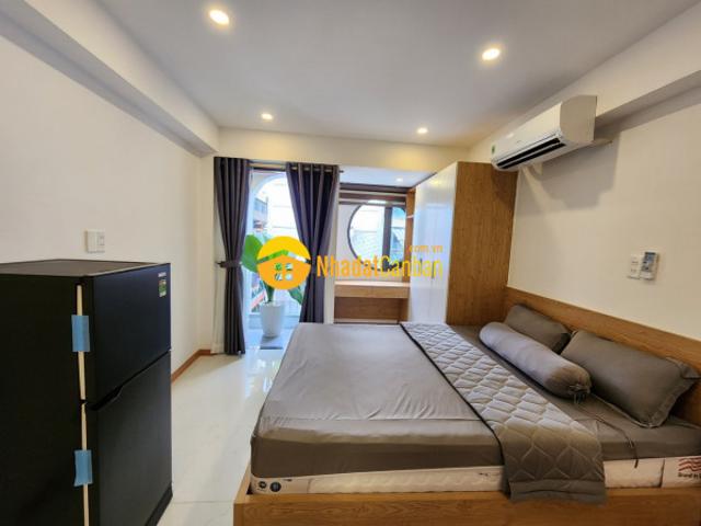 Nhà mặt phố bán