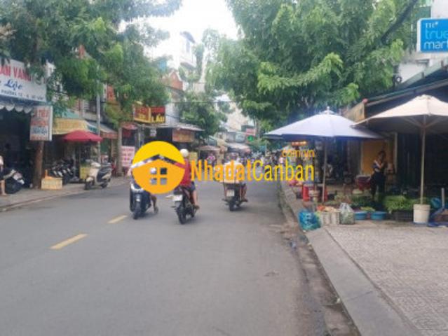 Nhà mặt phố bán