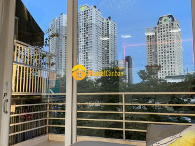Nhà mặt phố bán