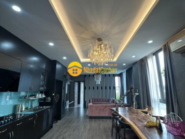 Nhà mặt phố bán