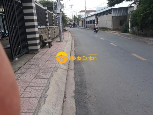 Nhà mặt phố bán