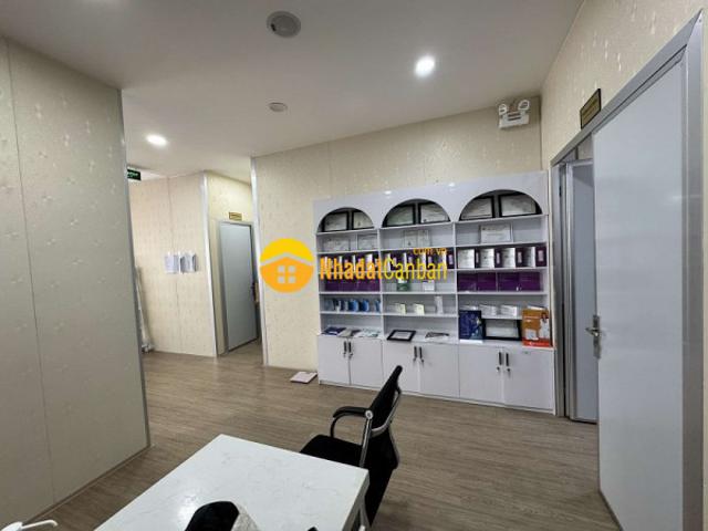 Nhà mặt phố bán