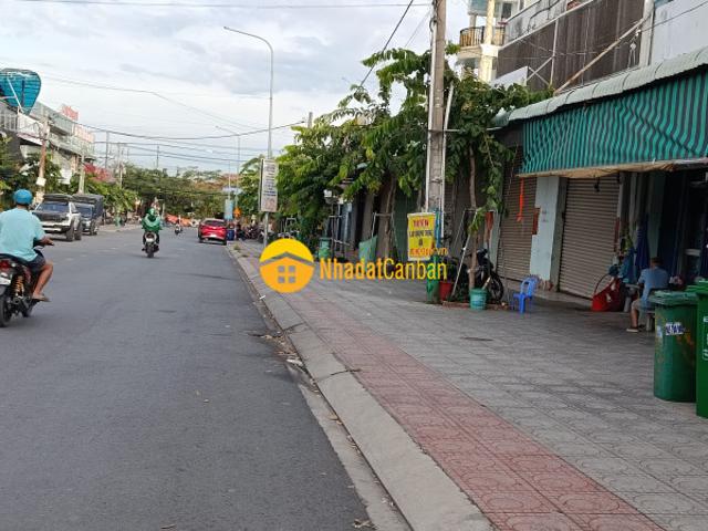 Nhà mặt phố bán