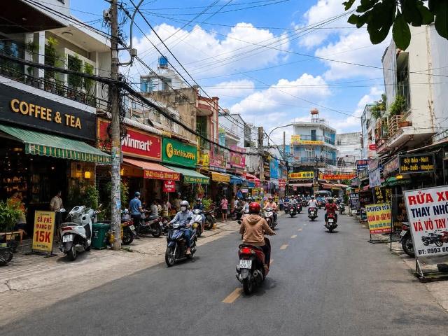Nhà mặt phố bán
