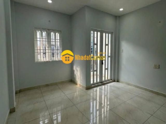 Nhà mặt phố bán