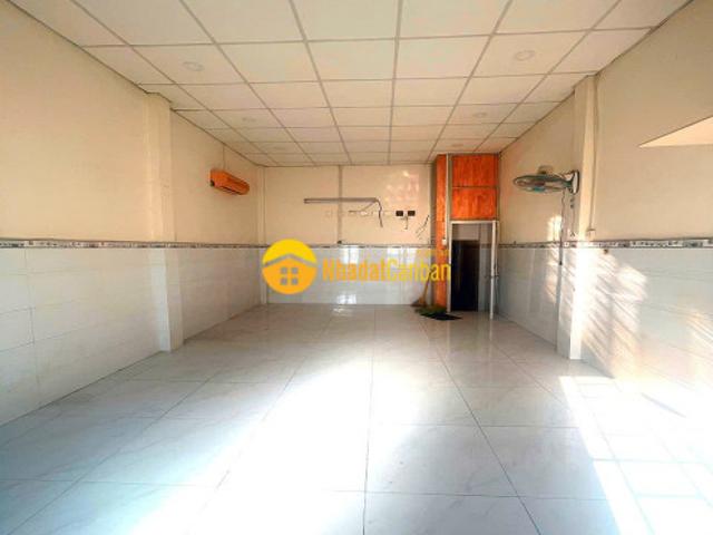 Nhà mặt phố bán