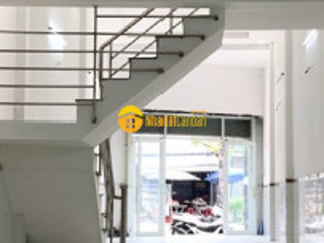 Nhà mặt phố bán
