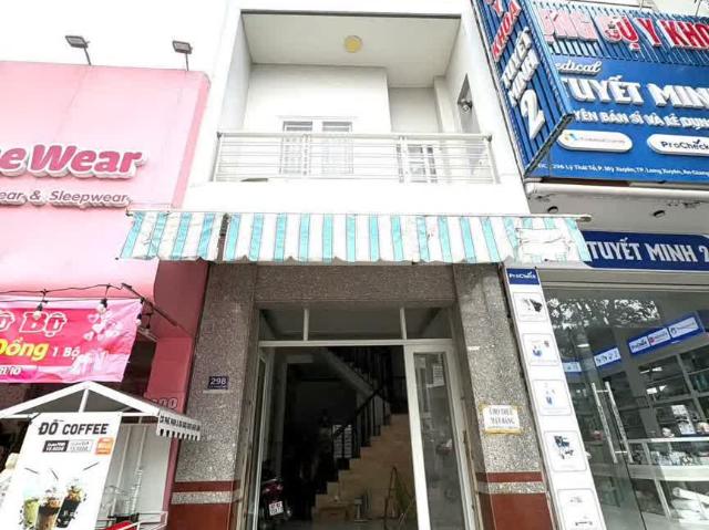 Nhà mặt phố bán