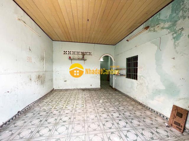 Nhà mặt phố bán