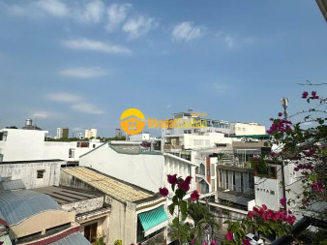 Nhà mặt phố bán