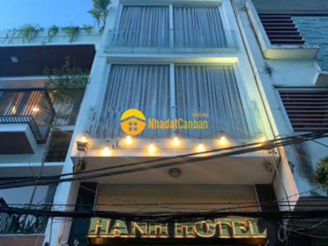 Nhà mặt phố bán