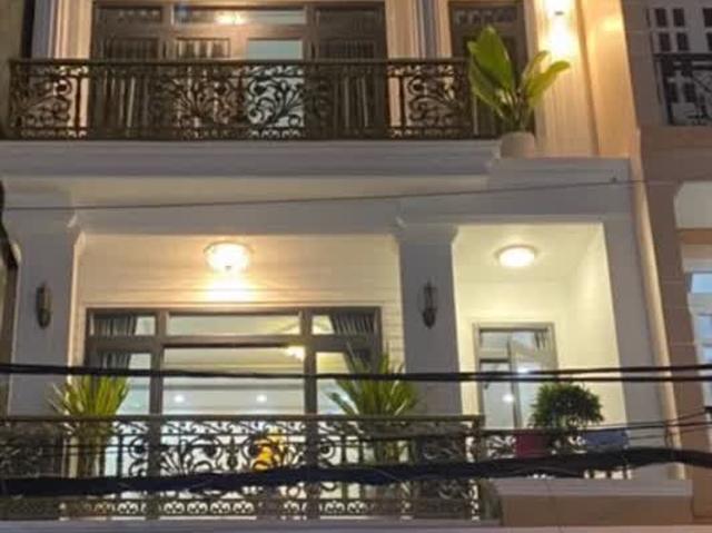 Nhà mặt phố bán tại Khuôn viên UBND Thành phố Hồ Chí Minh, Thành phố Hồ Chí Minh