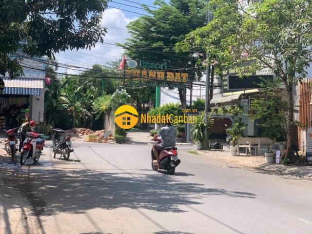 Nhà mặt phố bán