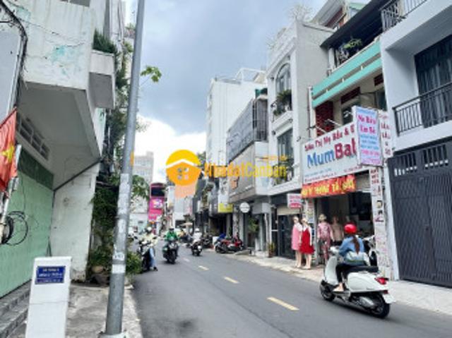 Nhà mặt phố bán
