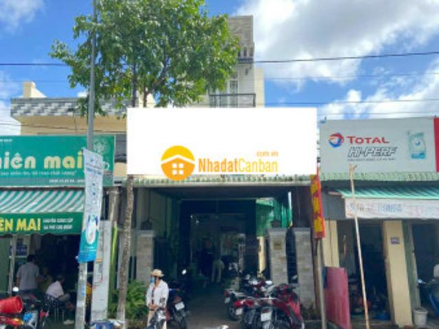 Nhà mặt phố bán