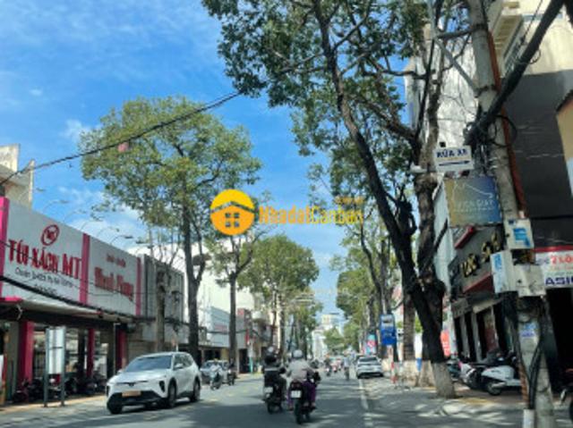 Nhà mặt phố bán
