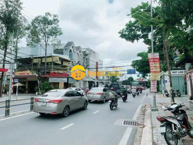 Nhà mặt phố bán