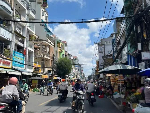 Nhà bán tại Khuôn viên UBND Thành phố Hồ Chí Minh, Thành phố Hồ Chí Minh