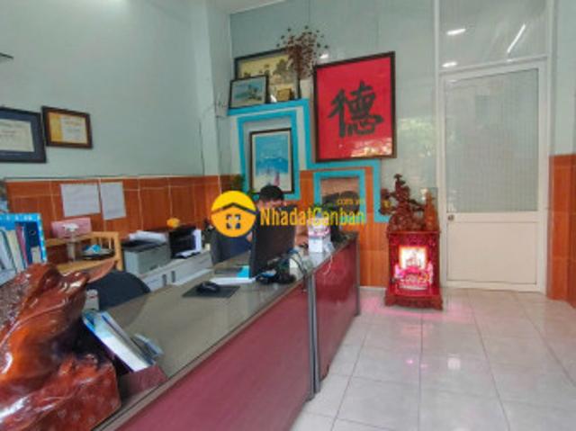 Nhà mặt phố bán