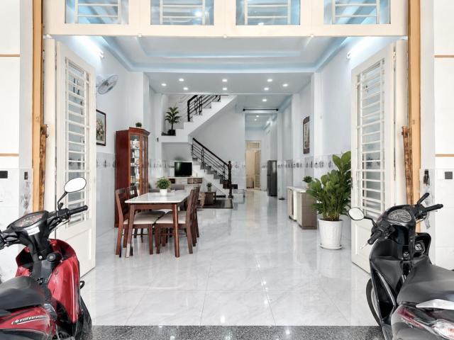 Nhà bán tại Khuôn viên UBND Thành phố Hồ Chí Minh, Thành phố Hồ Chí Minh