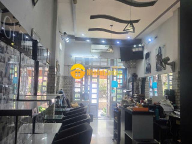 Nhà mặt phố bán