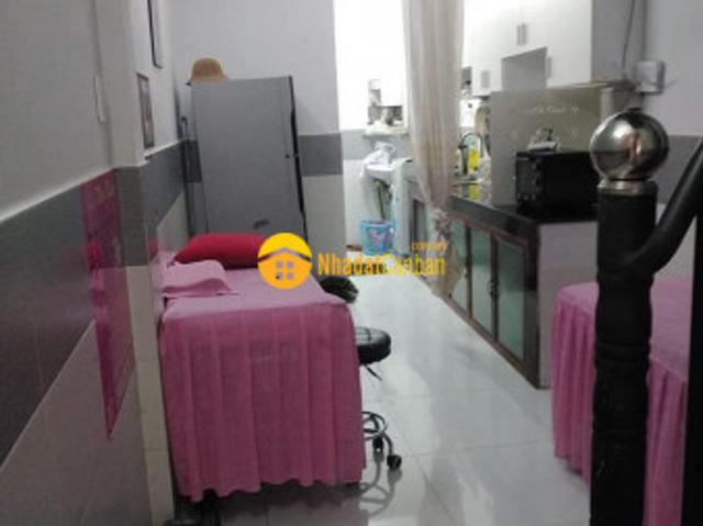 Nhà mặt phố bán