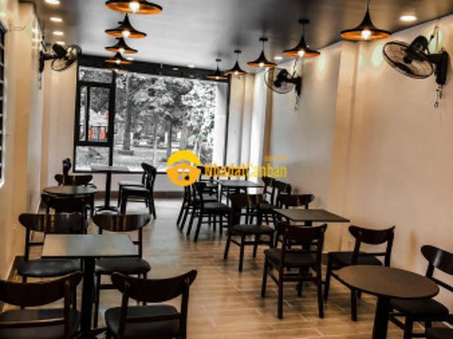 Nhà mặt phố bán