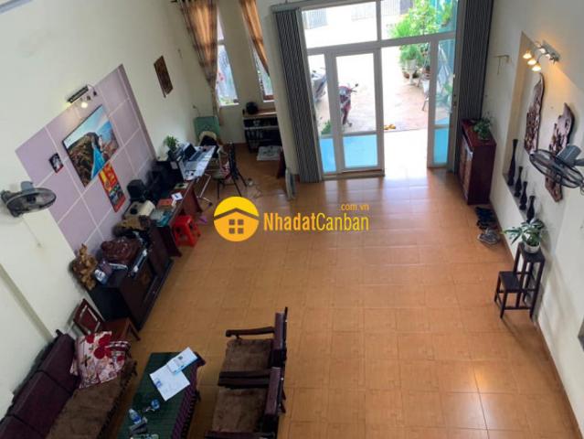 Nhà mặt phố bán tại Buôn Hồ