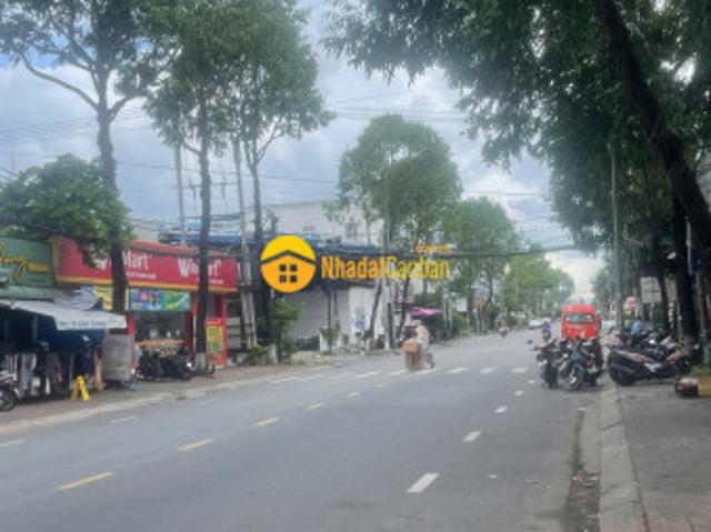 Nhà mặt phố bán