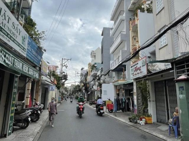 Nhà mặt phố bán
