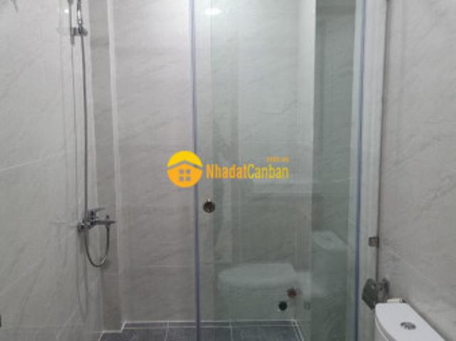 Nhà mặt phố bán