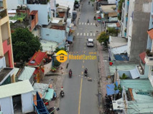 Nhà mặt phố bán