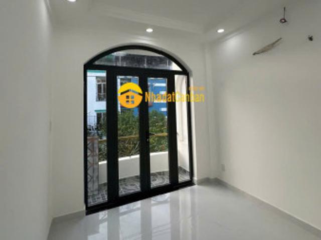 Nhà mặt phố bán