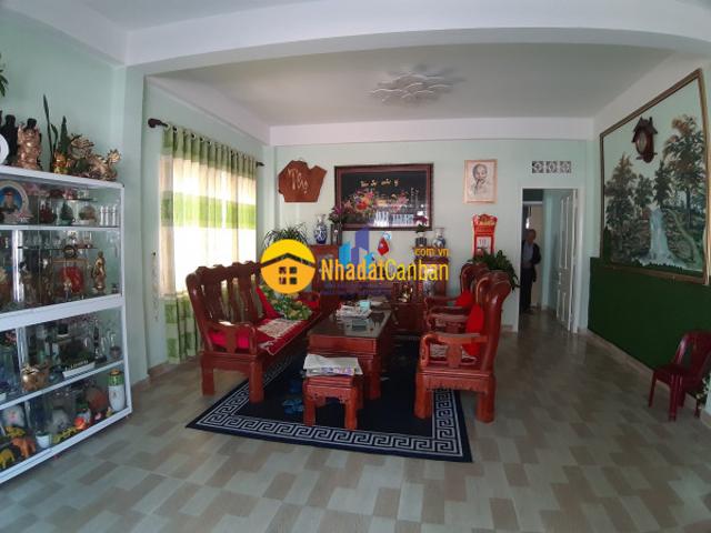 Nhà mặt phố bán