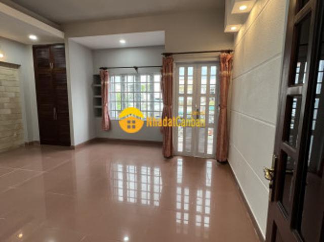 Nhà mặt phố bán