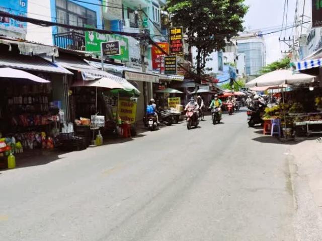 Nhà mặt phố bán tại Khuôn viên UBND Thành phố Hồ Chí Minh, Thành phố Hồ Chí Minh