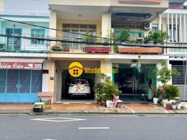 Nhà mặt phố bán