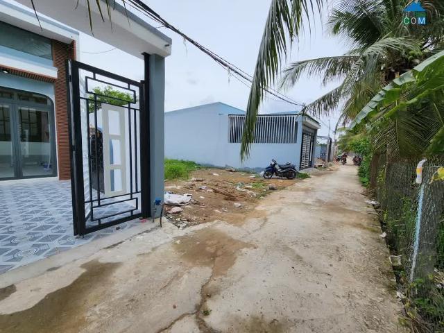 Nhà mặt phố bán