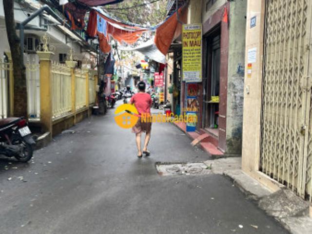 Nhà mặt phố bán