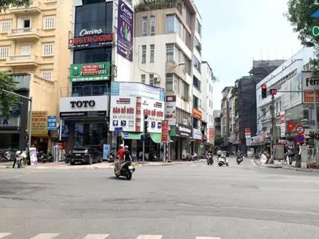 Nhà mặt phố bán tại Hoàn Kiếm, Hà Nội