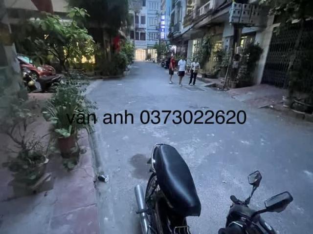 Nhà mặt phố bán tại Hoàn Kiếm, Hà Nội