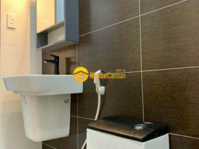 Nhà mặt phố bán