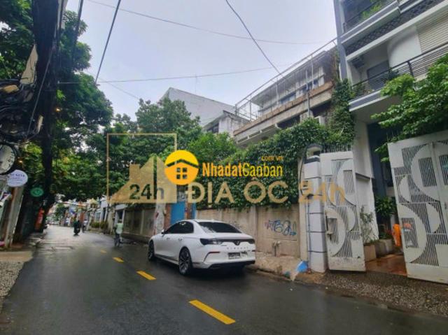 Nhà mặt phố bán