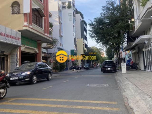 Nhà mặt phố bán