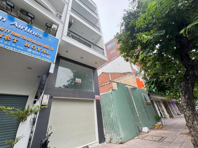 Nhà mặt phố bán