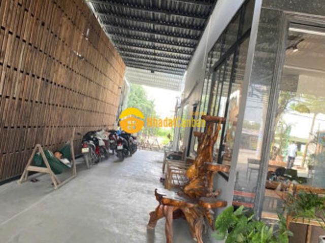 Nhà mặt phố bán