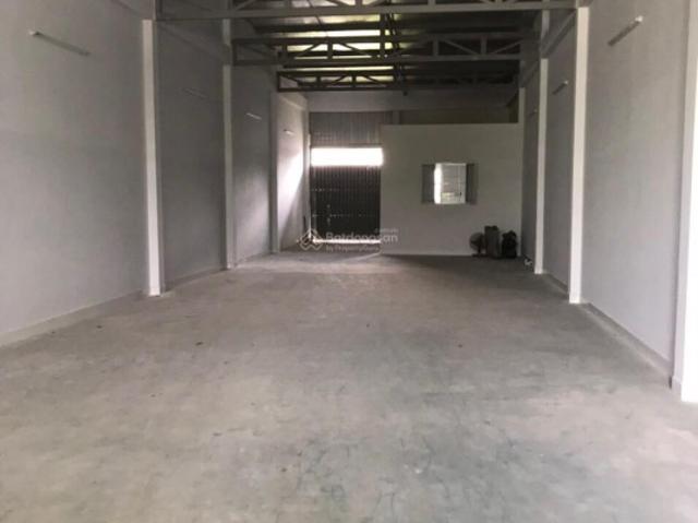 Nhà mặt phố bán