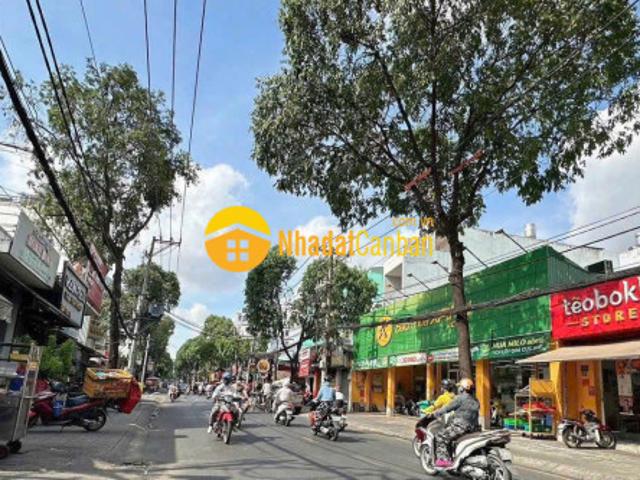 Nhà mặt phố bán