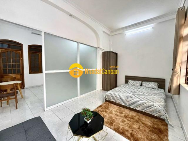 Nhà mặt phố bán